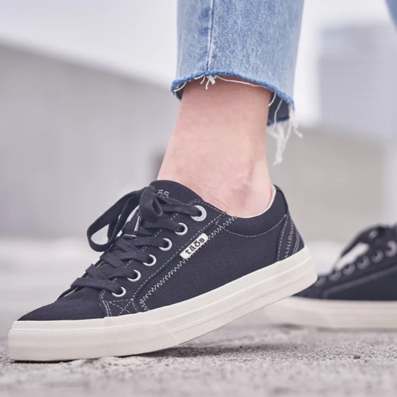 canvas sneakers with arch support